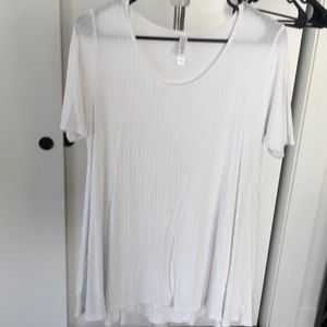 Lularoe ribbed white Perfect tee size small